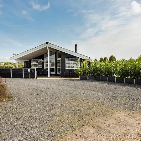 Lovely Home In Haderslev With Sauna *