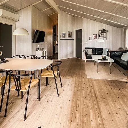 Dom wakacyjny Lovely Home In Haderslev With Sauna